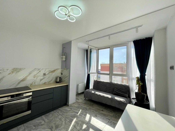 2 комнатная квартира 59м2 с Ремонтом ‼️ в ЖК Розенталь - фото 1