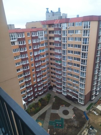 Продається затишна квартира-студія в новобудові - фото 1