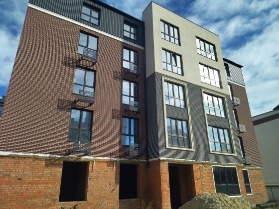 Продається сонячна 1к квартира в новому ЖК Корсунці