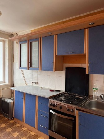 Продам квартиру в жилом состоянии - фото 1