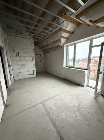 Продам 2К Мансарда ЖК Лондон Червоный Хутор - фото 1