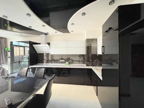 Лучшее предложение трехкомнатной квартиры в Радужном - переуступка Лиманка