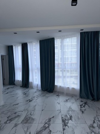 Гос. программы 3 комн. кв с ремонтом в ЖК Розенталь - фото 1