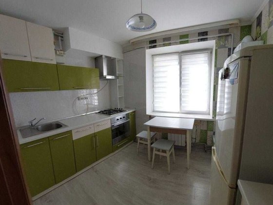 У продажу двокімнатна квартира Розсошенці