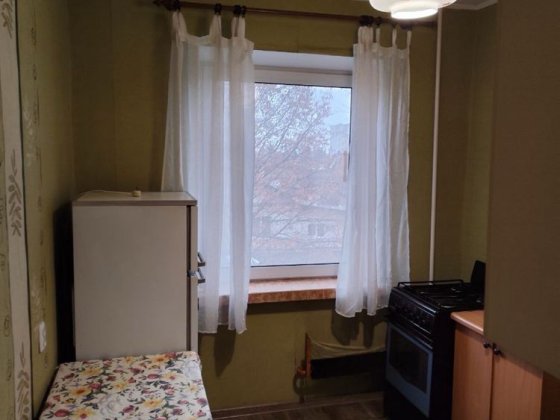 1-кімнатна квартира на Макарова, в зручній розвʼязці!!! Обаров