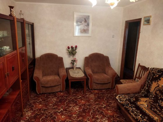 Продам 3-х кімнатну квартиру з індивідуальним опаленням (центр міста) Білопілля