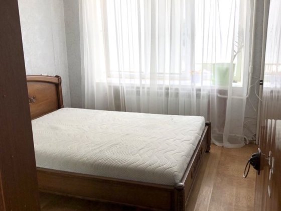 4 кім. кв. 2 поверх Балаклея