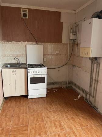 2 кімнатна  квартира 9/9 поверх вулиця Театральна - фото 1