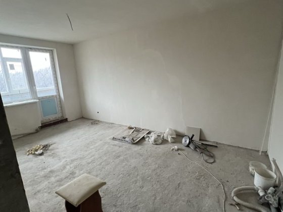 Продам 2 комнатную квартиру Златопиль