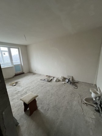 Продам 2 комнатную квартиру - фото 1