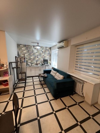 Продам квартиру в центрі міста - фото 1