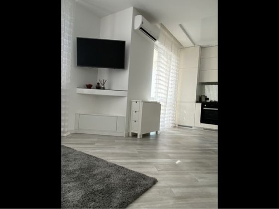 Продается квартира студия 42м кв. Олексіївка