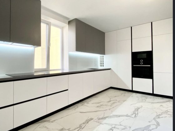 Продам 2х комнатную квартиру 74 кв/м. ЖК Меридиан Бобрівка