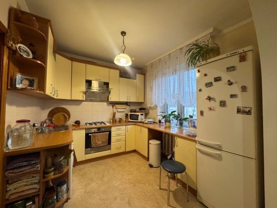 Продаж квартири Озерна Лісові Гринівці