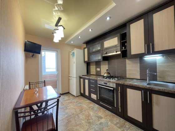 Продаж 3к - мінімальне переф Красилів