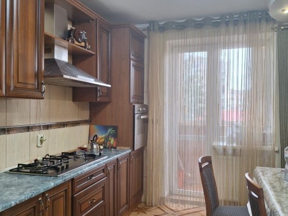 Продажа квартири в центрі м.Красилів Красилів