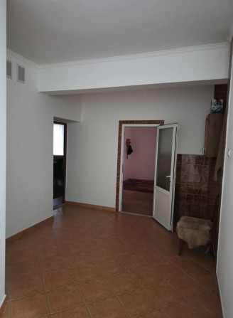 Продам квартиру 112 м.кв., окремий вхід, індивідуальне опалення. - фото 1