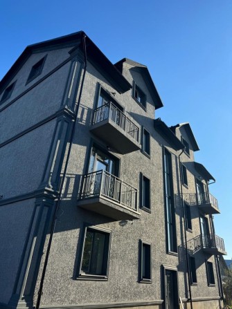 Продається 2-х кімнатна квартира. 750 y.o м.кв - фото 1