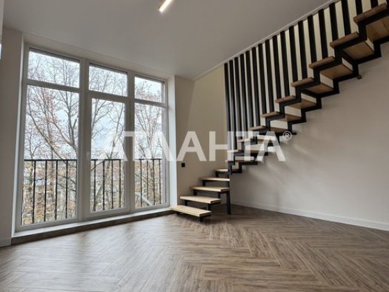 Дворівнева квартира район Кварцу Чагор