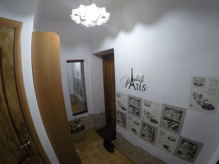 Продаж трикімнатної квартири - фото 1