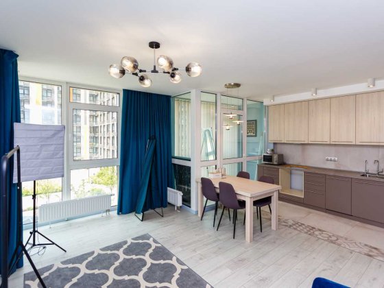 офісне приміщення Київ, Печерський, 1700 $/міс. Киев