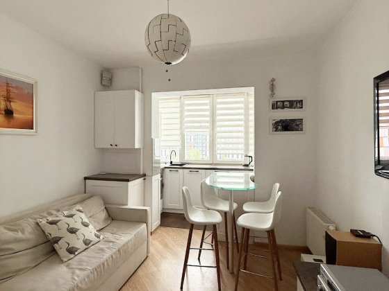 Продаж 2 кімнатной квартири з ремонтом у м. Вишневе, вул. Євроаейська, 34б.