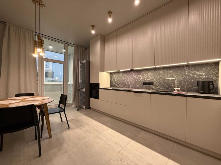 Продаж 1 кімн. квартири 53 кв.м., ЖК Manhatten City, пр.Берестейський 11 - фото 1