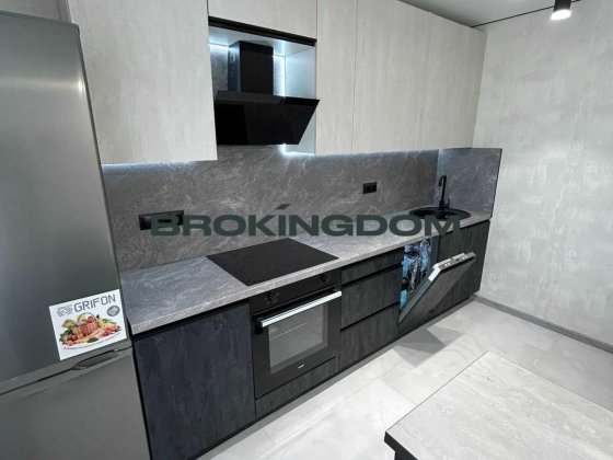 1-кімн, Металургів 35, єОселя Бровары