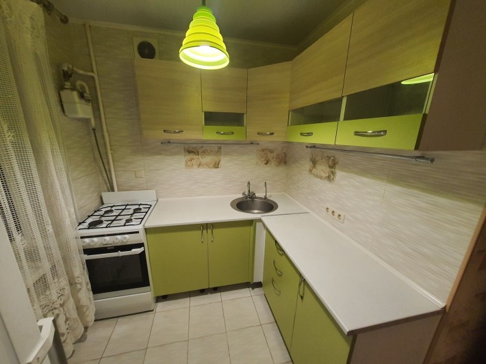 Без% Продам 3к кв з ремонтом,  центр, вул. Європейська - фото 1