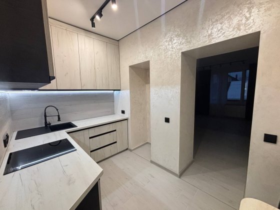 Продається 1 кімнатна крихітка 34 м2 "без комісії "
*В центрі івано- ф Івано-Франківськ