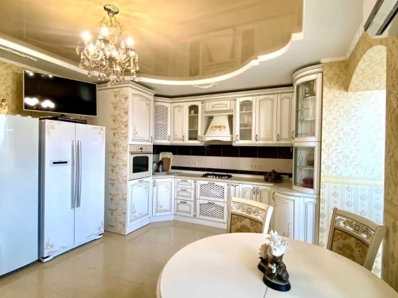 Оф.2%3к 97м2, ГАРНИЙ ремонт. ДЕРЖПРОГРАМИ ТАК. Буча