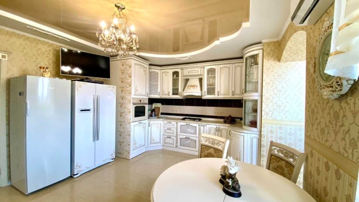 Оф.2%3к 97м2, ГАРНИЙ ремонт. ДЕРЖПРОГРАМИ ТАК. - фото 1