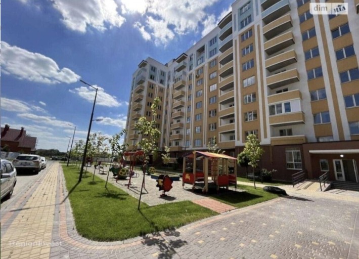 Продаж просторої 2 кімнатної квартира в зданому будинку! - фото 1