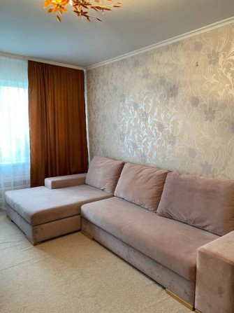 Центр Двохкімнатна квартира 50 квадратів Власник - фото 1