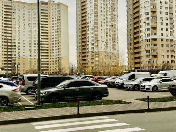 Продам 2-х кімнатну квартиру Лісовому кварталі,вулиця В.Чорновола Бровары