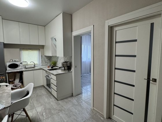 Продажа квартири з окремим входом Борисполь