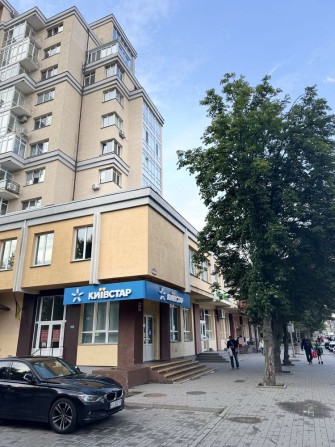 Держмолодьжитло. Продаж просторої однокімнатної квартири, 77м2 - фото 1