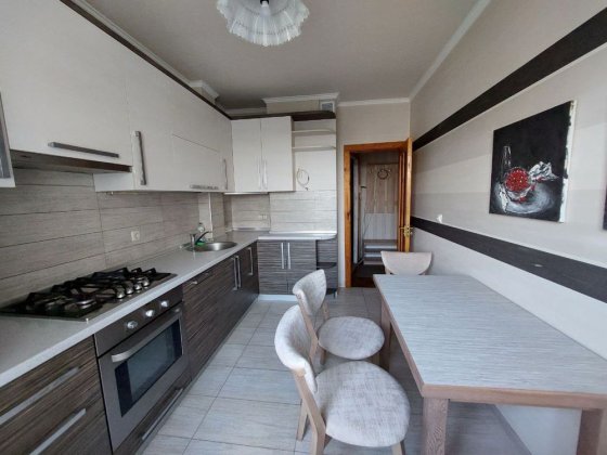 3 кімнатна квартира вулиця Курсова Белая Церковь