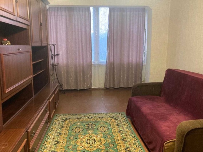 продаю 1 кімнатну квартиру у центрі Броварів - фото 1