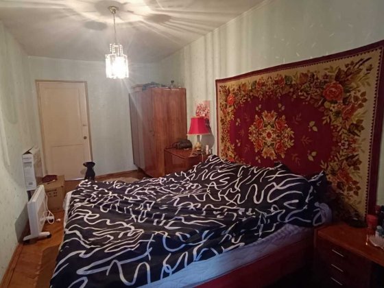 3 кімн..кв. з індивидуальним газовим опаленням, центр Бучи! Буча