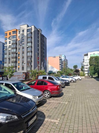 Продам 1 кімнатну квартиру в центрі міста. ЖК Паркове містечко. - фото 1