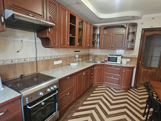 ТЕРМІНОВО!!! 3 кімн. квартира вул.ГОЛОВАТОГО початок Бориспіль