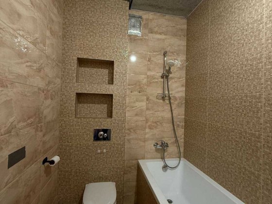 Однокімнатна з частковим ремонтом, 2%, газ. Без комісії! Буча