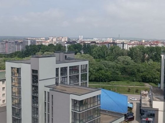 Здана 2кім квартира з панорамою на гори та місто Ивано-Франковск