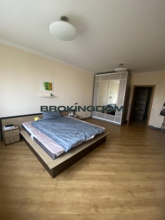 Велика 1-кімн , 55 м², вул. Симоненка 2-б,  Генератор - фото 1