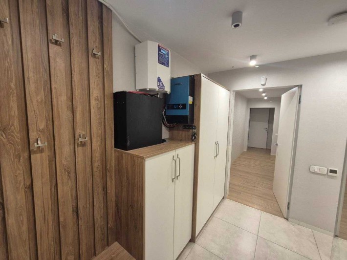 Власна, нова 3-к квартира з резервним живленням - фото 1