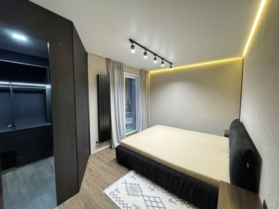 Продам 2 кімнатну + кухня-студія у ЖК клубного типу в центрі , ТЕРАСА Івано-Франківськ