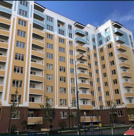 Дворівнева квартира з гарним краєвидом у зданому будинку м.Буча - фото 1