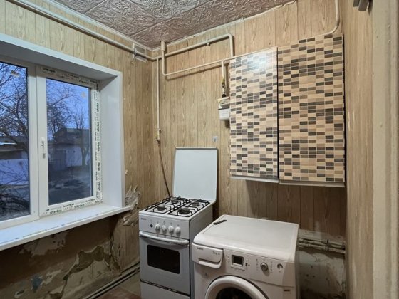 Продам 3-кімнатну квартиру на Залізничному селищі! Белая Церковь