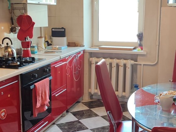 Продам трикімнатну квартиру в Вишневому Вишневое